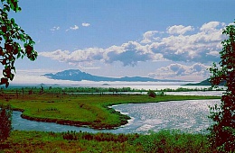 Photo: Y. Kalinin "Kronotsky lake''