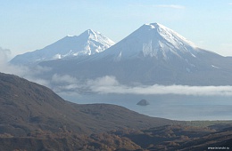 Kuril Lake, the heart of Alaid, Ilyinsky and Zheltovsky volcano. Photo: P. Shpilenok