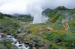 Photo: I. Shpilenok " Geyser Velican»